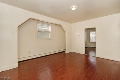 256 S Clinton Street East Orange NJ 07018