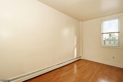 256 S Clinton Street East Orange NJ 07018