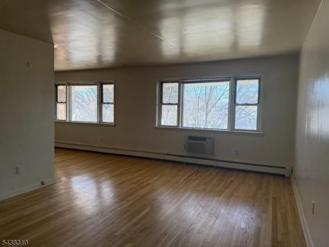 948 Valley Road Clifton NJ 07013
