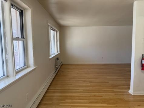948 Valley Road Clifton NJ 07013