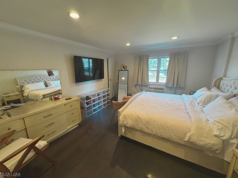 806 Eves Drive Hillsborough NJ 08844