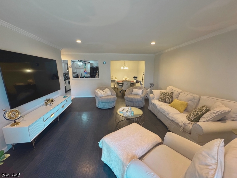 806 Eves Drive Hillsborough NJ 08844