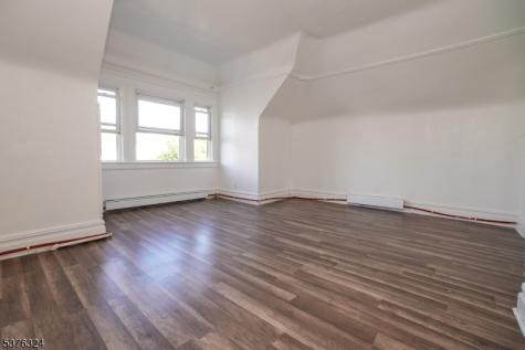 26 Treacy Avenue 3rd Floor Newark NJ 07108
