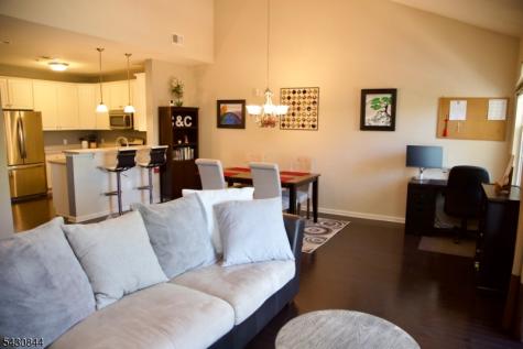 104 Stone Creek Court Hanover NJ 07981