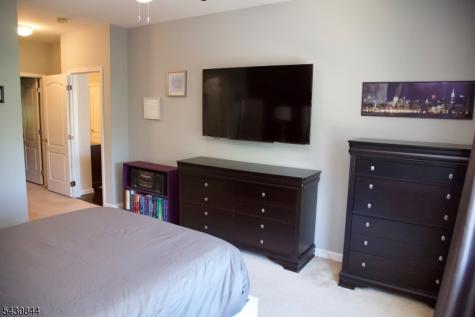 104 Stone Creek Court Hanover NJ 07981