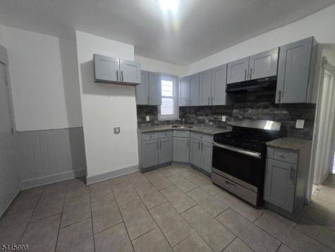 102 South Street Newark NJ 07114