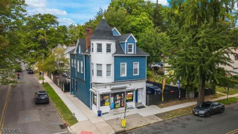 67 Oak Street East Orange NJ 07018