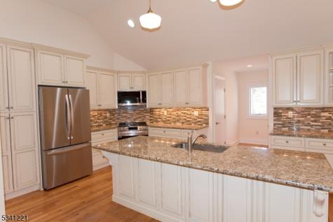 673 Glendale Road Franklin Lakes NJ 07417