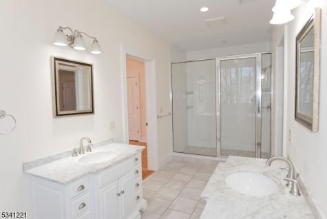 673 Glendale Road Franklin Lakes NJ 07417