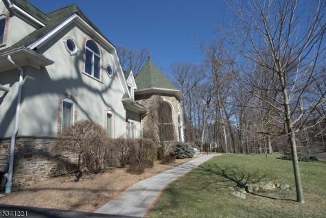 673 Glendale Road Franklin Lakes NJ 07417