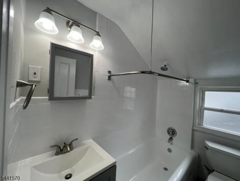 206 Bellevue Ave Apt 3 Montclair NJ 07043