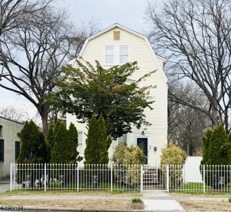 746 Springdale Avenue East Orange NJ 07017