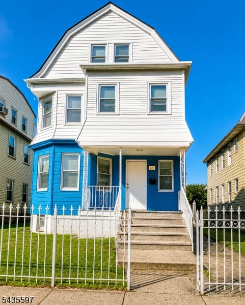 867 S 17th Street Newark NJ 07108