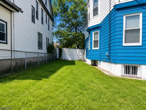867 S 17th Street Newark NJ 07108
