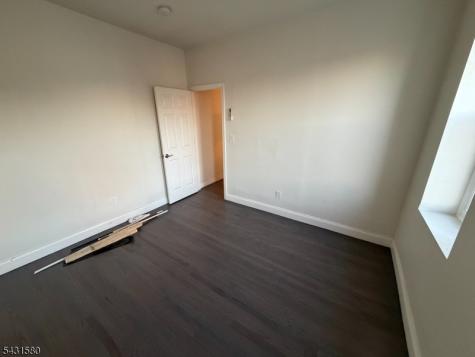 64 Mott Street Newark NJ 07105