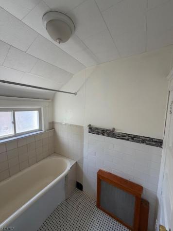50 Treacy Avenue Newark NJ 07108