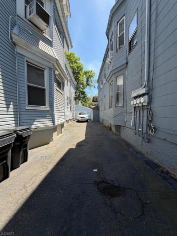 50 Treacy Avenue Newark NJ 07108