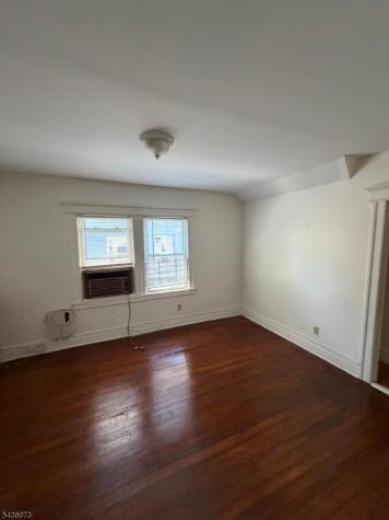 50 Treacy Avenue Newark NJ 07108