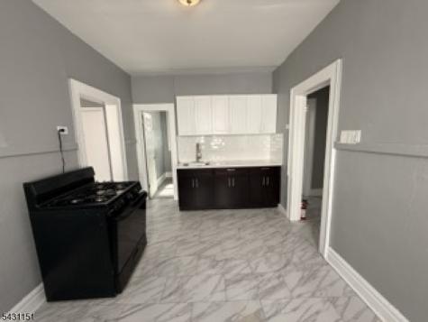 31 Aldine Street Newark NJ 07112