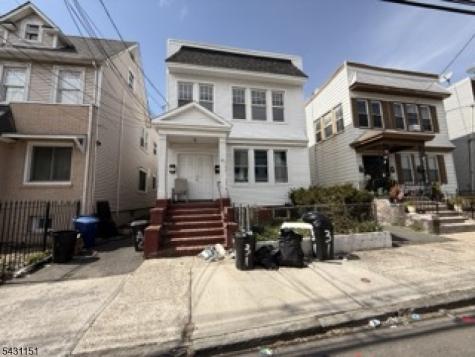 31 Aldine Street Newark NJ 07112