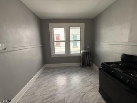 31 Aldine Street Newark NJ 07112