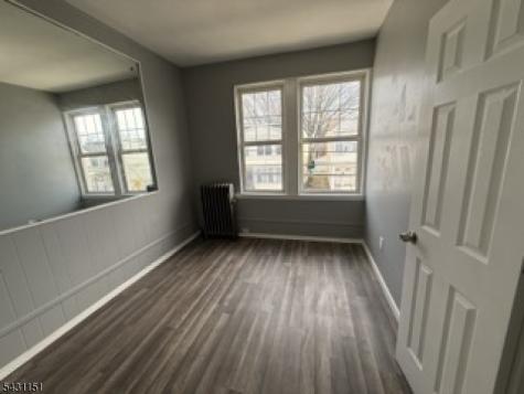 31 Aldine Street Newark NJ 07112