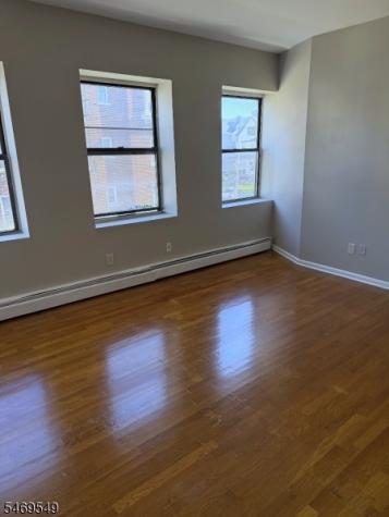 5 Harvard Street East Orange NJ 07018
