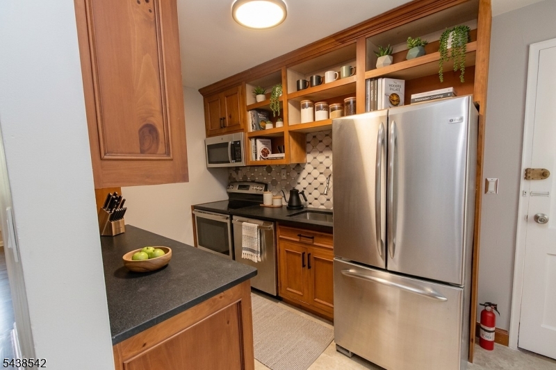72 Troy Drive Springfield NJ 07081