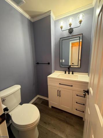 26 Kayser Lane West Orange NJ 07052