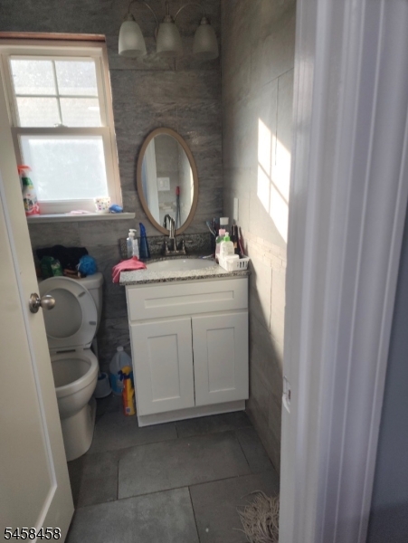 16 Bellevue Street Elizabeth NJ 07202