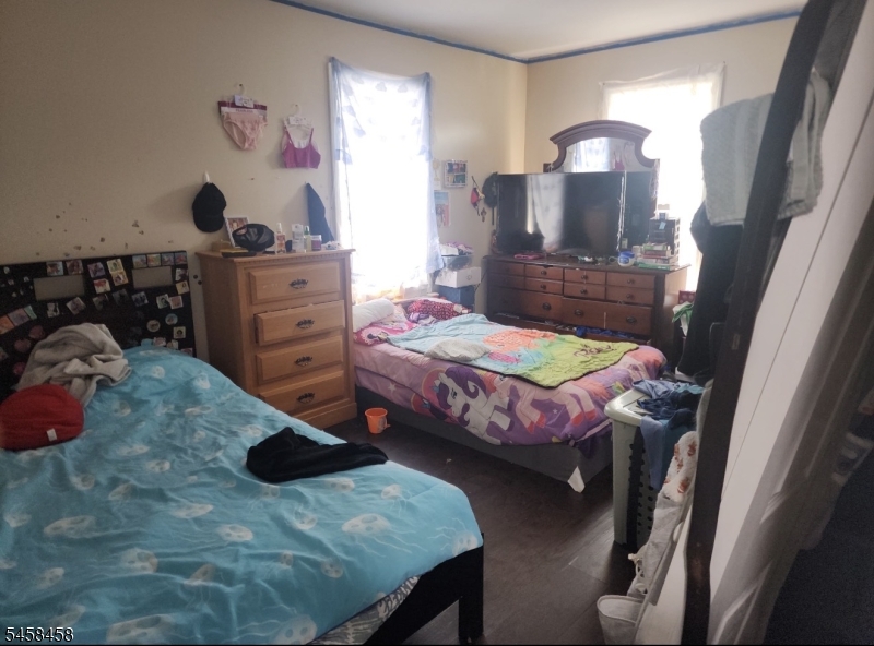16 Bellevue Street Elizabeth NJ 07202