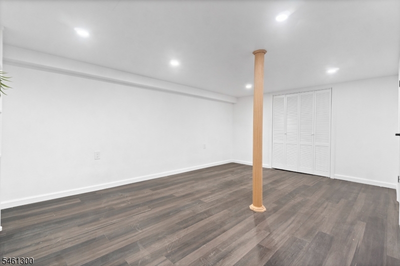 656 Park Avenue Elizabeth NJ 07208