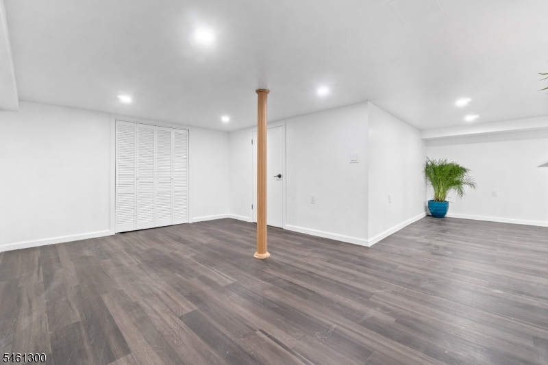 656 Park Avenue Elizabeth NJ 07208