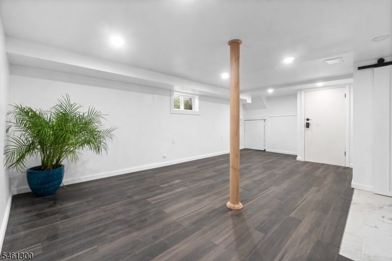 656 Park Avenue Elizabeth NJ 07208