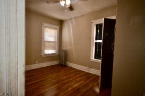 899 S 18th Street Newark NJ 07108