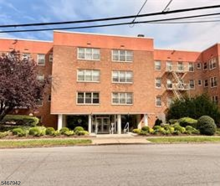 88 Clinton Place Hackensack NJ 07601