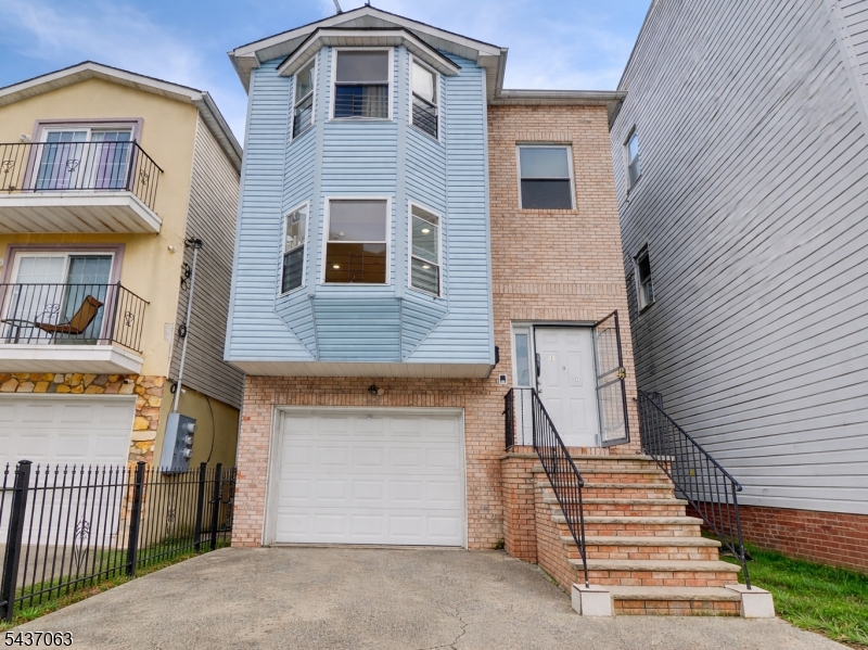 190 S 11th Street Newark NJ 07107