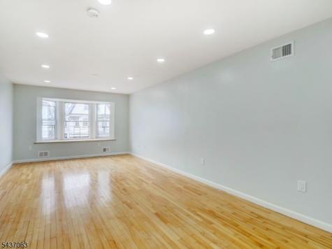 190 S 11th Street Newark NJ 07107