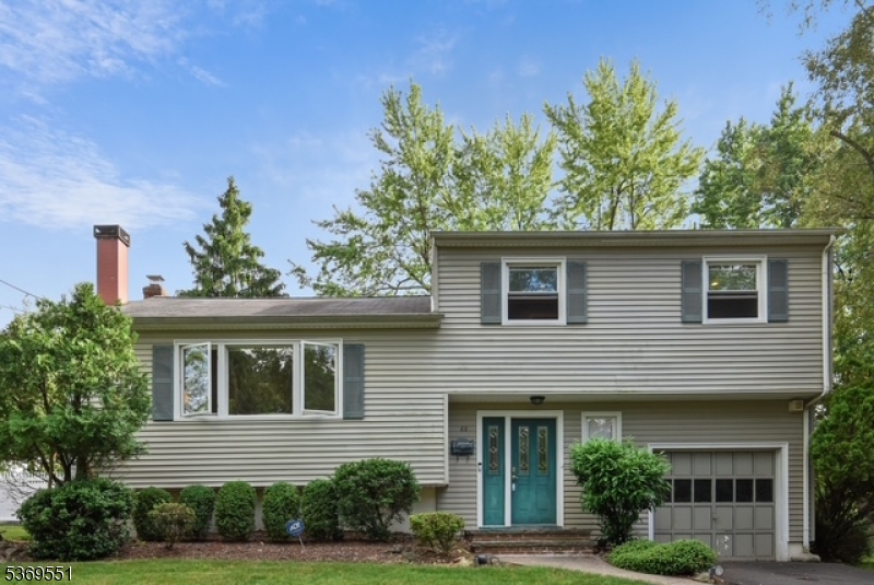 44 Brandon Avenue Livingston NJ 07039