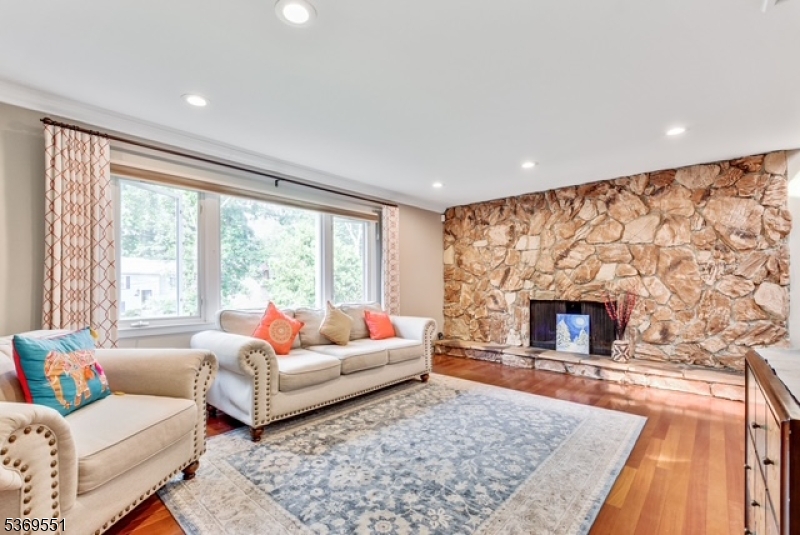44 Brandon Avenue Livingston NJ 07039
