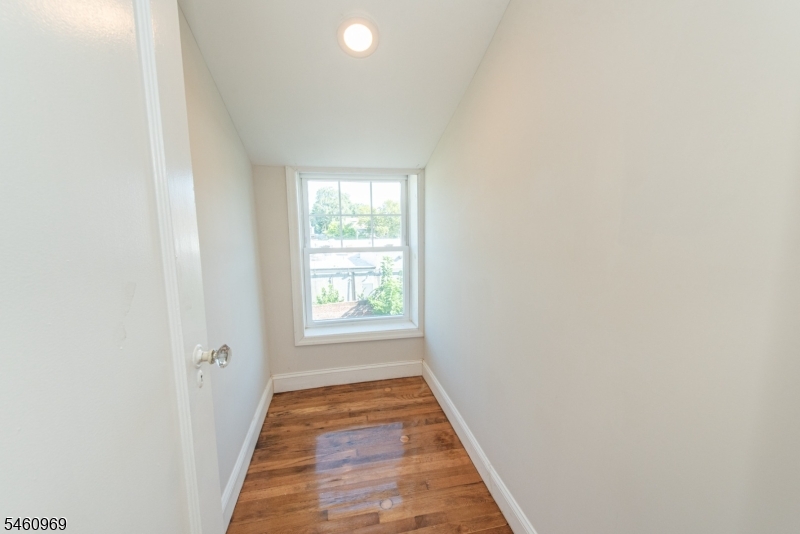 9 Vernon Avenue Newark NJ 07108