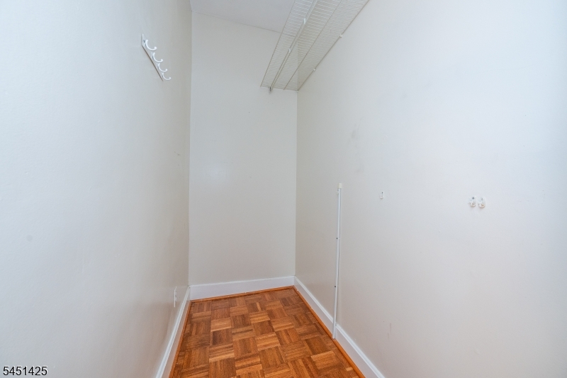 33 Monroe Place Bloomfield NJ 07003