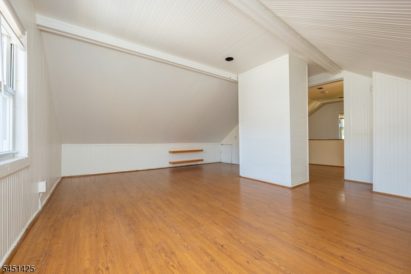 33 Monroe Place Bloomfield NJ 07003
