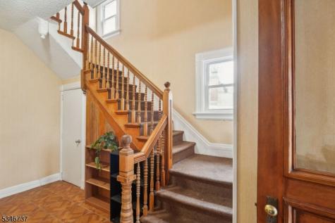 44 Elm Street Montclair NJ 07042