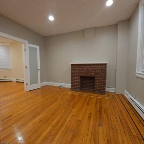 95 Nichols Street Newark NJ 07105
