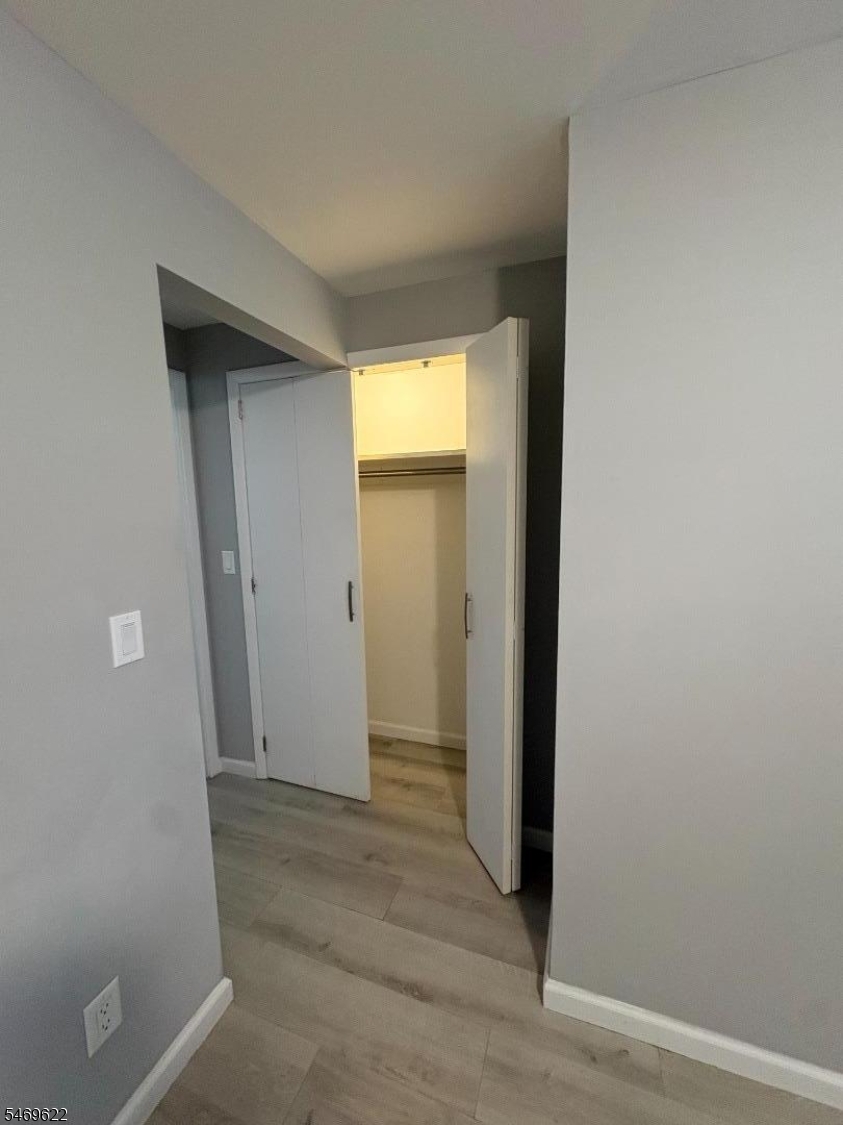 15 Dell Glen Avenue Lodi NJ 07644