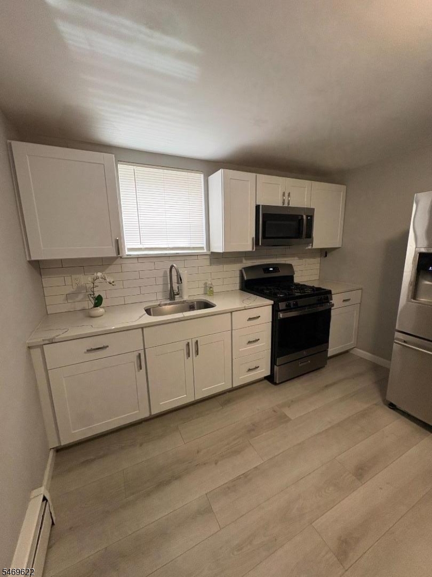 15 Dell Glen Avenue Lodi NJ 07644