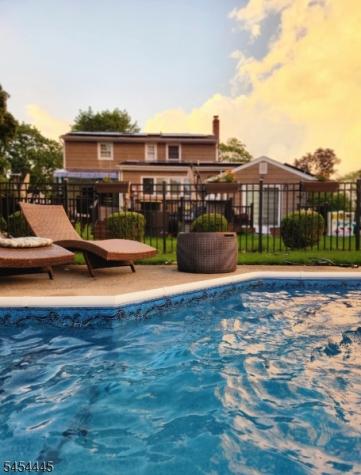 11 Benjamin Place Pequannock NJ 07440