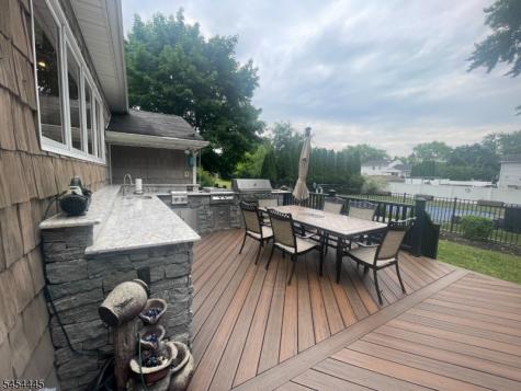 11 Benjamin Place Pequannock NJ 07440
