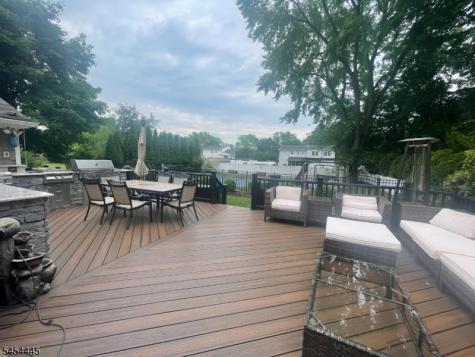 11 Benjamin Place Pequannock NJ 07440